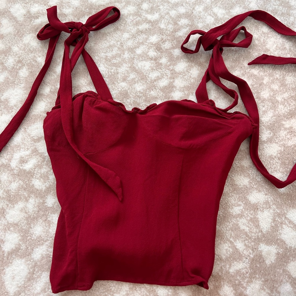 Reformation tie top size 2
